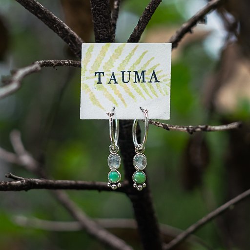 arracadas en plata con piedras preciosas